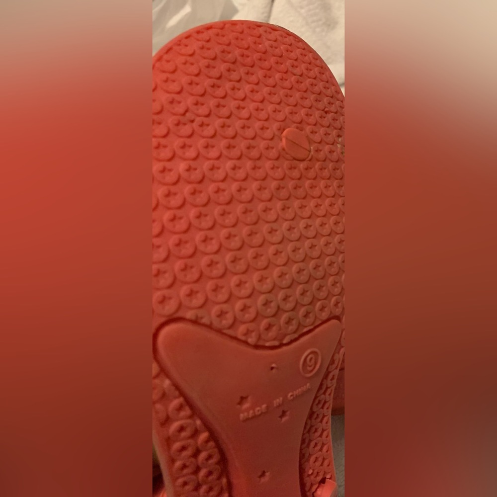 ✨⚡️💥GAP JEANS EST 1969 Red Flip Flops - Picture 7 of 10